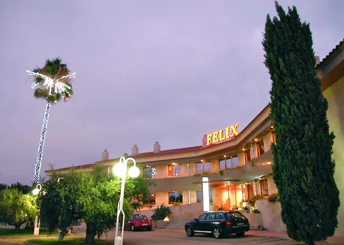 Felix Hotel